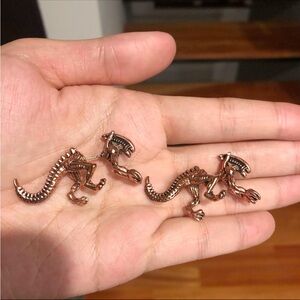 Xenomorph copper earrings studs